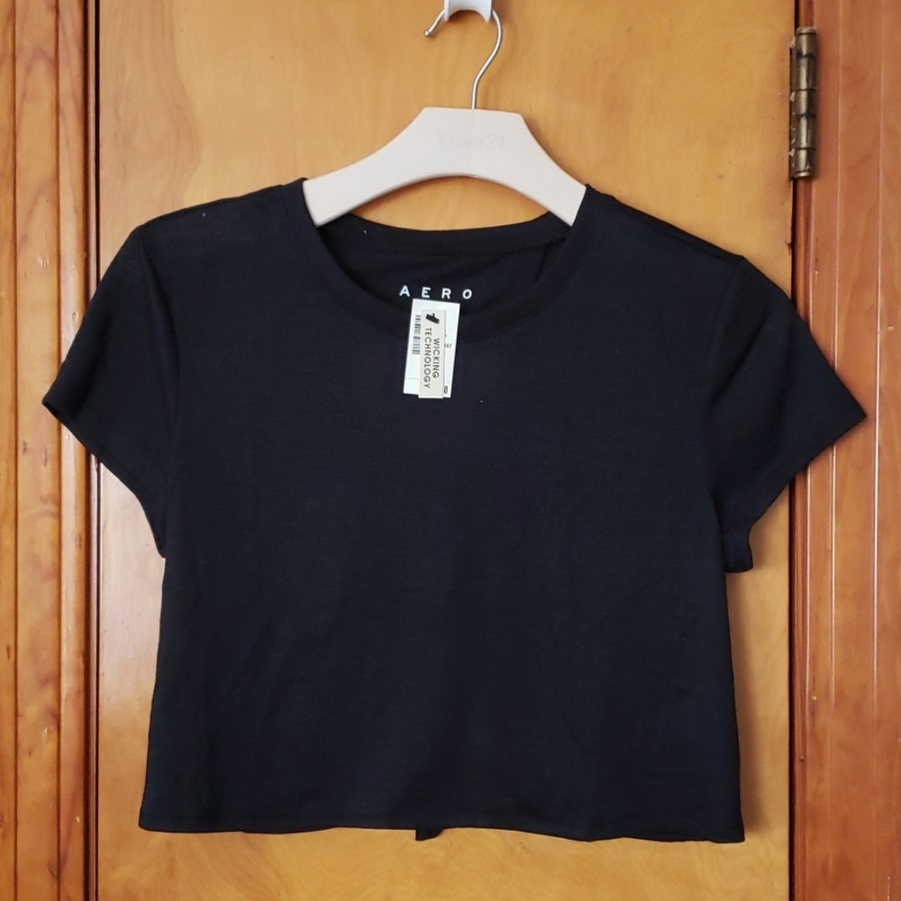 NWT tie back crop top